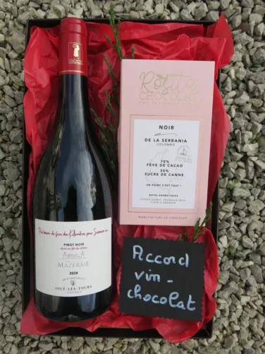 Panier accord chocolat-vin avec notre Pinot Noir {{brizy_dc_image_alt imageSrc=